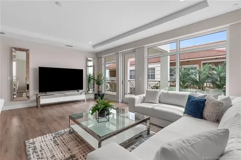 41 SW Seminole Street Stuart FL 34994