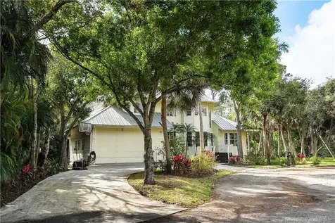 4902 SE Schooner Oaks Way Stuart FL 34997