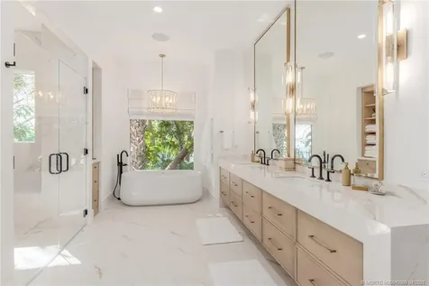 618 NE Saint Lucie Boulevard Jensen Beach FL 34957