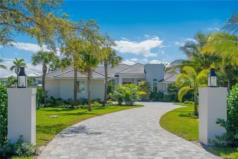 618 NE Saint Lucie Boulevard Jensen Beach FL 34957