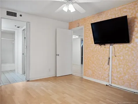 950 S Kanner Highway Stuart FL 34994