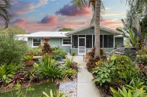 5322 SE 55th Terrace Stuart FL 34997