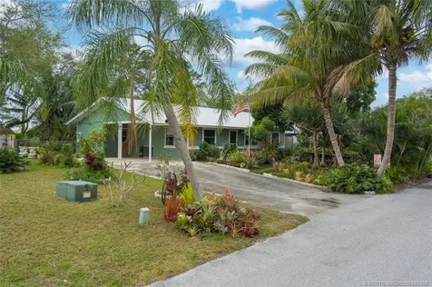 5322 SE 55th Terrace Stuart FL 34997