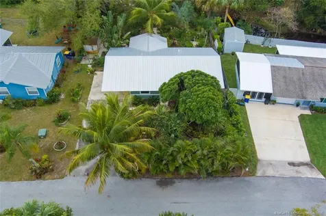 5322 SE 55th Terrace Stuart FL 34997