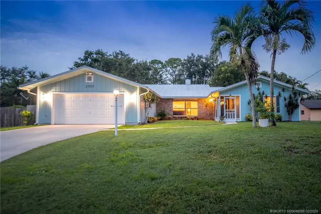 1707 SW Buckskin Trail Stuart FL 34997