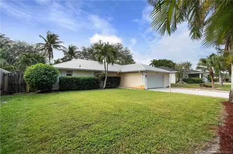 2496 NE Elaine Street Jensen Beach FL 34957
