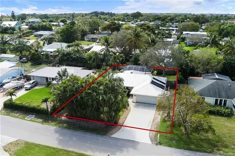 2496 NE Elaine Street Jensen Beach FL 34957