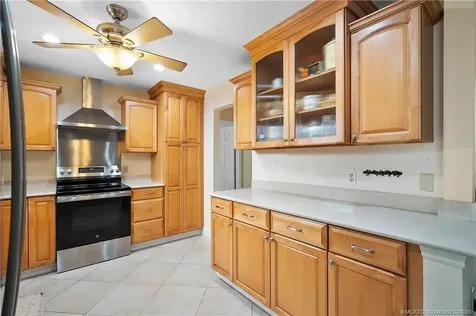 2496 NE Elaine Street Jensen Beach FL 34957