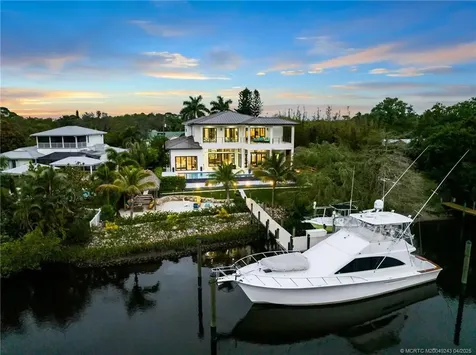 668 SW Hidden River Avenue Palm City FL 34990