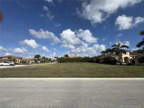 184 SE Via Terra Bella Port Saint Lucie FL 34952