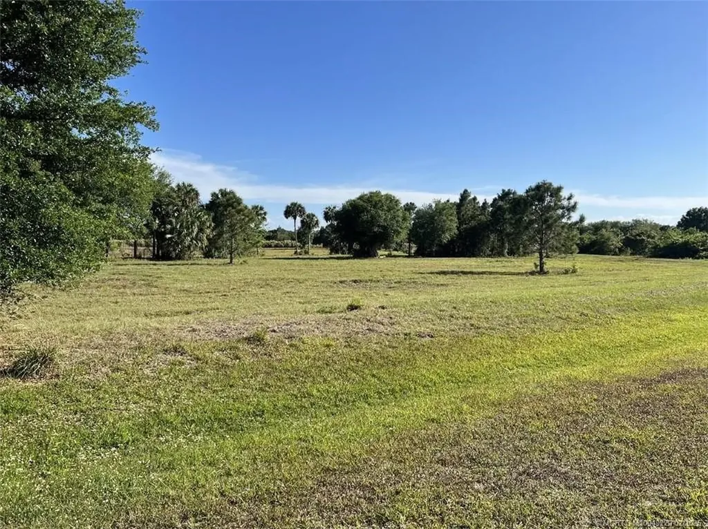 13486 SE 26th Lane Okeechobee FL 34974