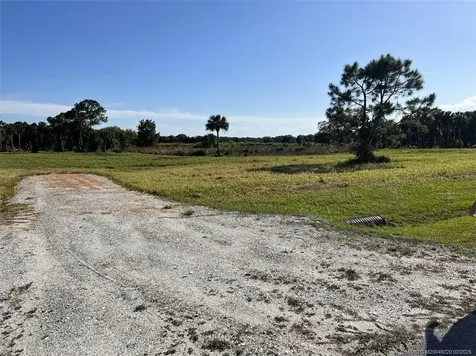 13486 SE 26th Lane Okeechobee FL 34974