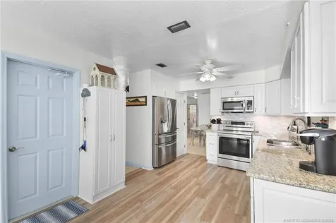 835 SE Tierra Court Port St Lucie FL 34983