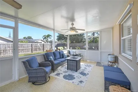 835 SE Tierra Court Port St Lucie FL 34983