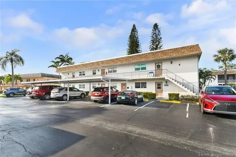 2950 SE Ocean Boulevard Stuart FL 34996