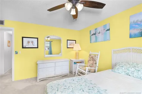 2950 SE Ocean Boulevard Stuart FL 34996