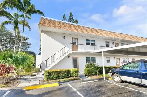 2950 SE Ocean Boulevard Stuart FL 34996