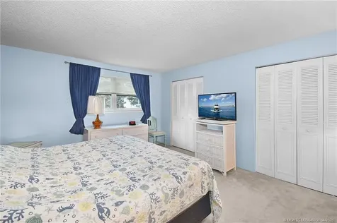 2950 SE Ocean Boulevard Stuart FL 34996