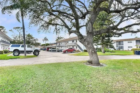 2950 SE Ocean Boulevard Stuart FL 34996