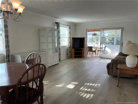 2950 SE Ocean Boulevard Stuart FL 34996