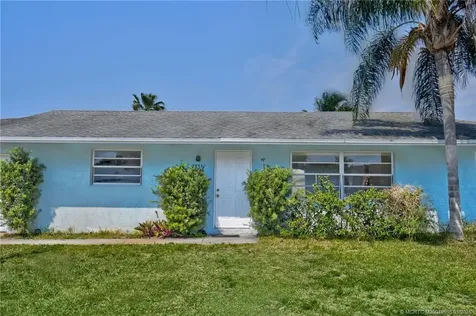 7855 SE Hilltop Terrace Hobe Sound FL 33455