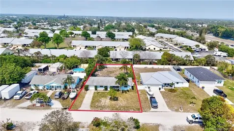 7855 SE Hilltop Terrace Hobe Sound FL 33455