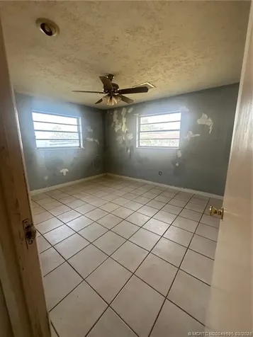 7855 SE Hilltop Terrace Hobe Sound FL 33455