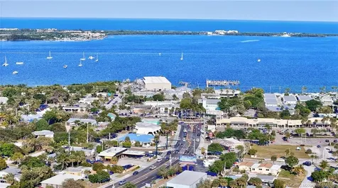 1704 NE White Pine Terrace Jensen Beach FL 34957