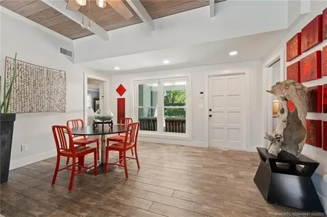 530 SW Manor Drive Stuart FL 34994