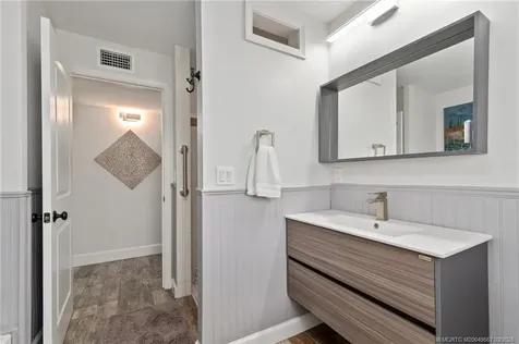 530 SW Manor Drive Stuart FL 34994