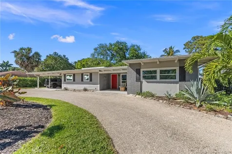 530 SW Manor Drive Stuart FL 34994