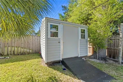 530 SW Manor Drive Stuart FL 34994