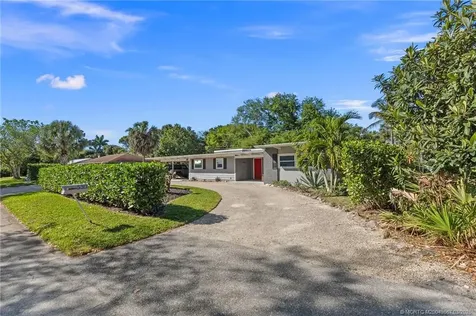 530 SW Manor Drive Stuart FL 34994