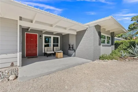 530 SW Manor Drive Stuart FL 34994