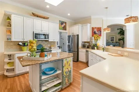 7831 SE Windjammer Way Hobe Sound FL 33455