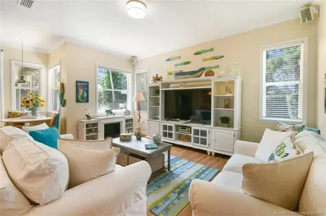 7831 SE Windjammer Way Hobe Sound FL 33455