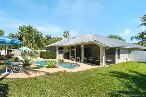7831 SE Windjammer Way Hobe Sound FL 33455