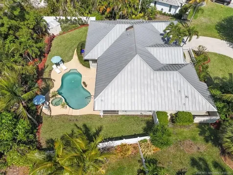 7831 SE Windjammer Way Hobe Sound FL 33455