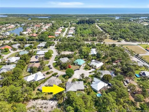 7831 SE Windjammer Way Hobe Sound FL 33455