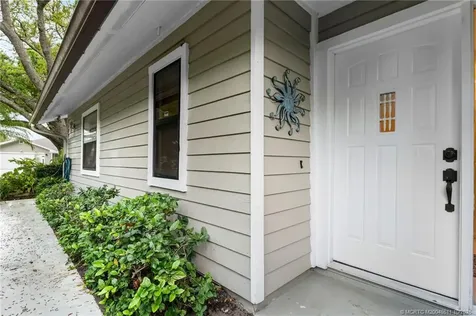 13216 SE Point O Woods Court Hobe Sound FL 33455