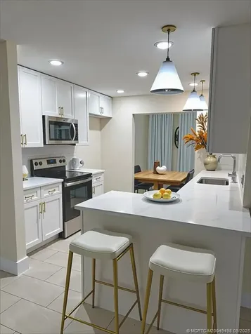 1526 SE Minorca Avenue Port St Lucie FL 34952