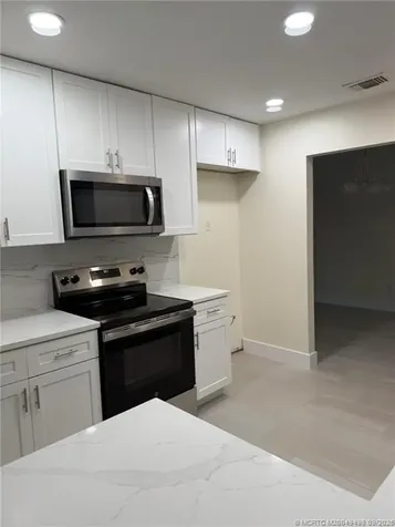 1526 SE Minorca Avenue Port St Lucie FL 34952