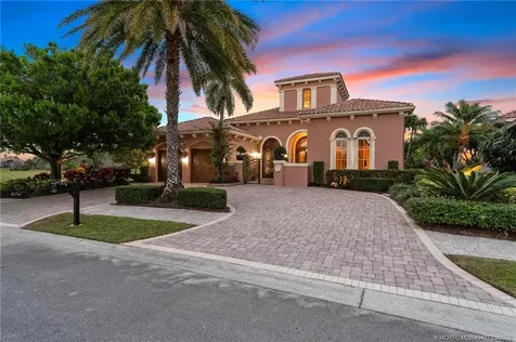 229 SE Bella Strano Port Saint Lucie FL 34984
