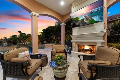 229 SE Bella Strano Port Saint Lucie FL 34984