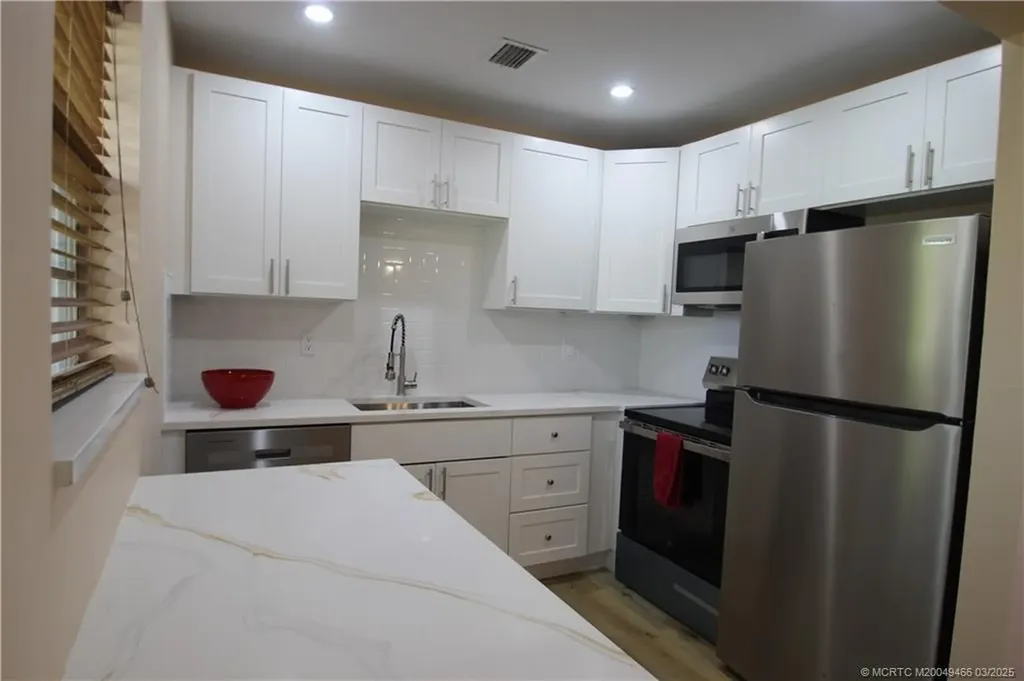 2929 SE Ocean Boulevard Stuart FL 34996