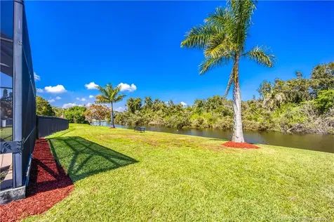 1477 SE Westmoreland Boulevard Port St Lucie FL 34952