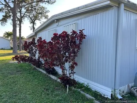 4144 2nd Court Lantana FL 33467