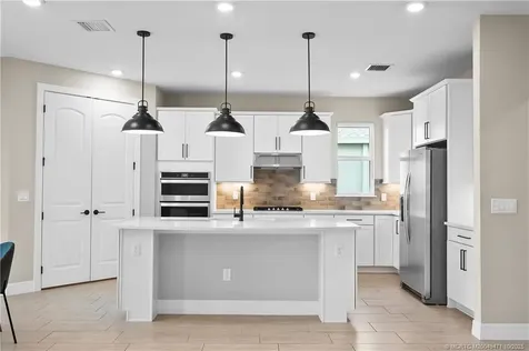 10377 SW Captiva Drive Port St Lucie FL 34987