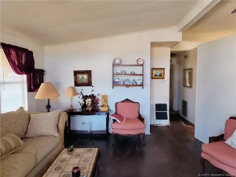 196 SE Trafalgar Terrace Stuart FL 34994