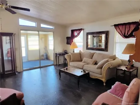 196 SE Trafalgar Terrace Stuart FL 34994